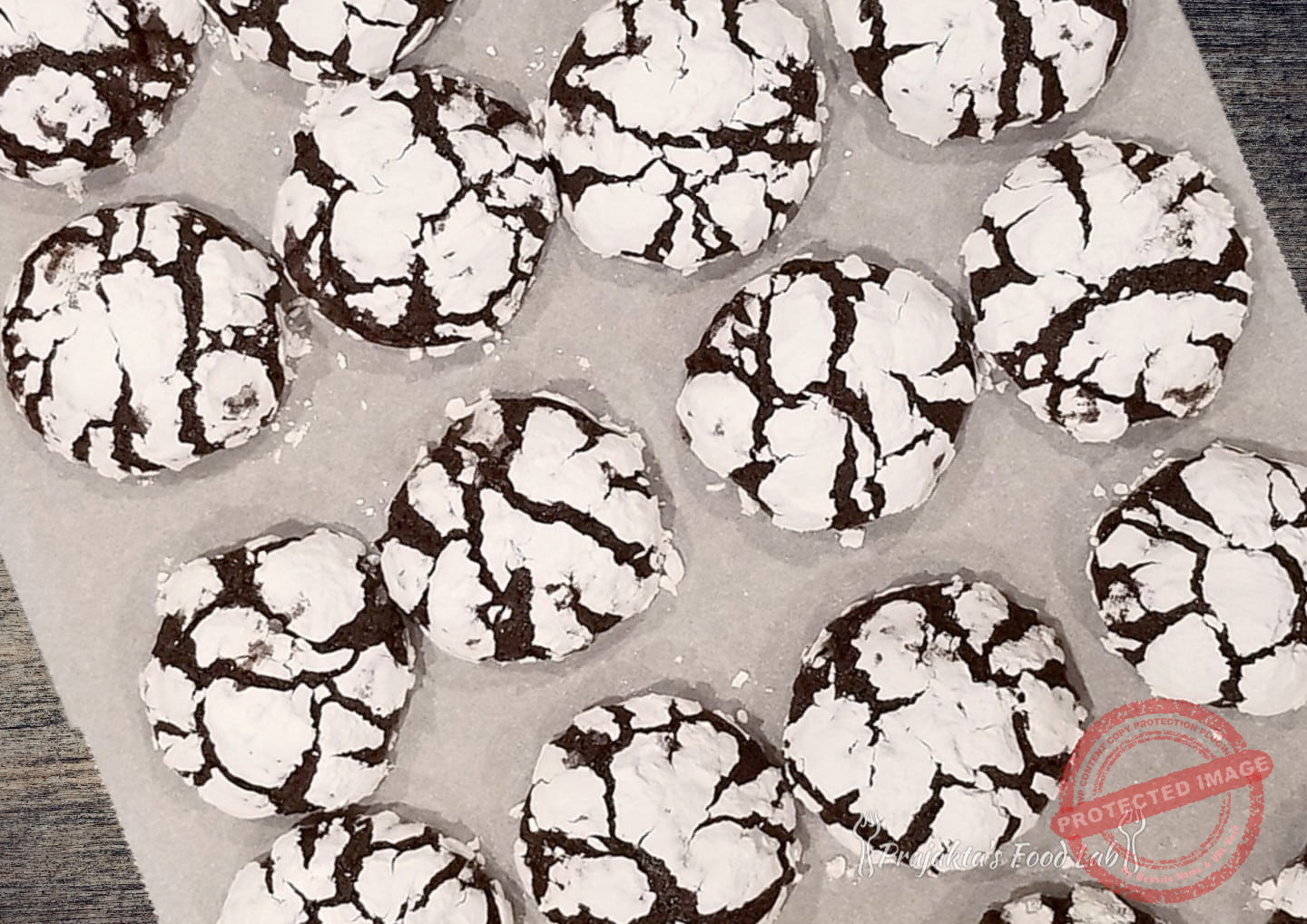 Chocolate Crinkle Cookies