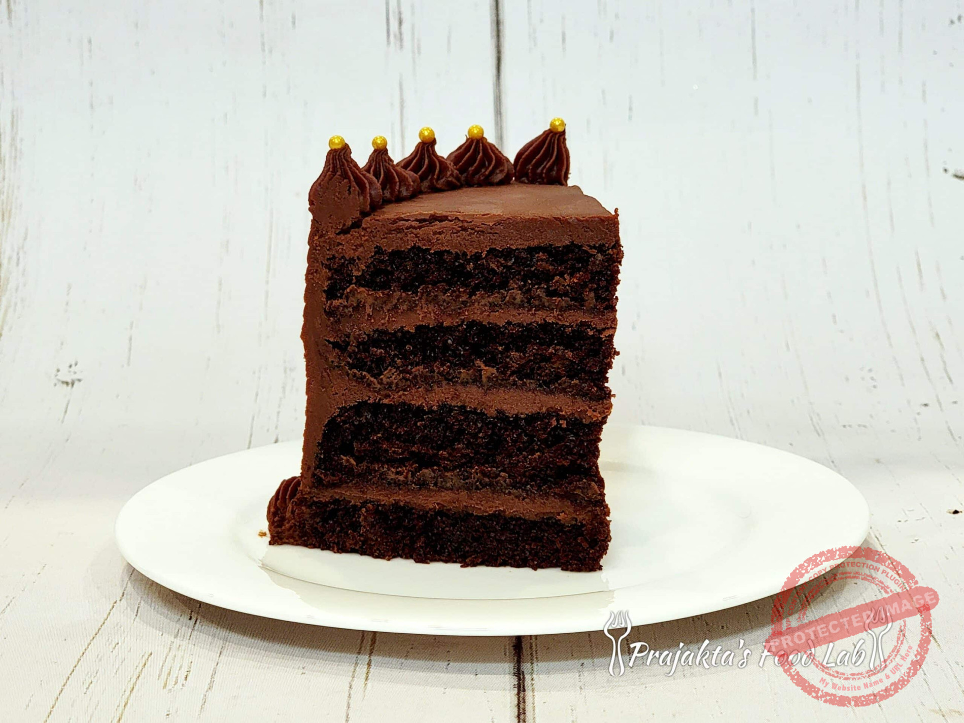 Eggless Chocolate Cake