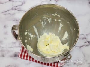 Super Moist Eggnog Cake 20211129 113732 Wm