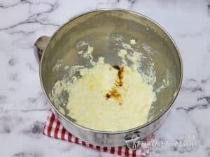 Super Moist Eggnog Cake 20211129 114211 Wm