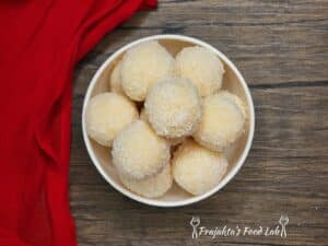 Coconut Ladoo