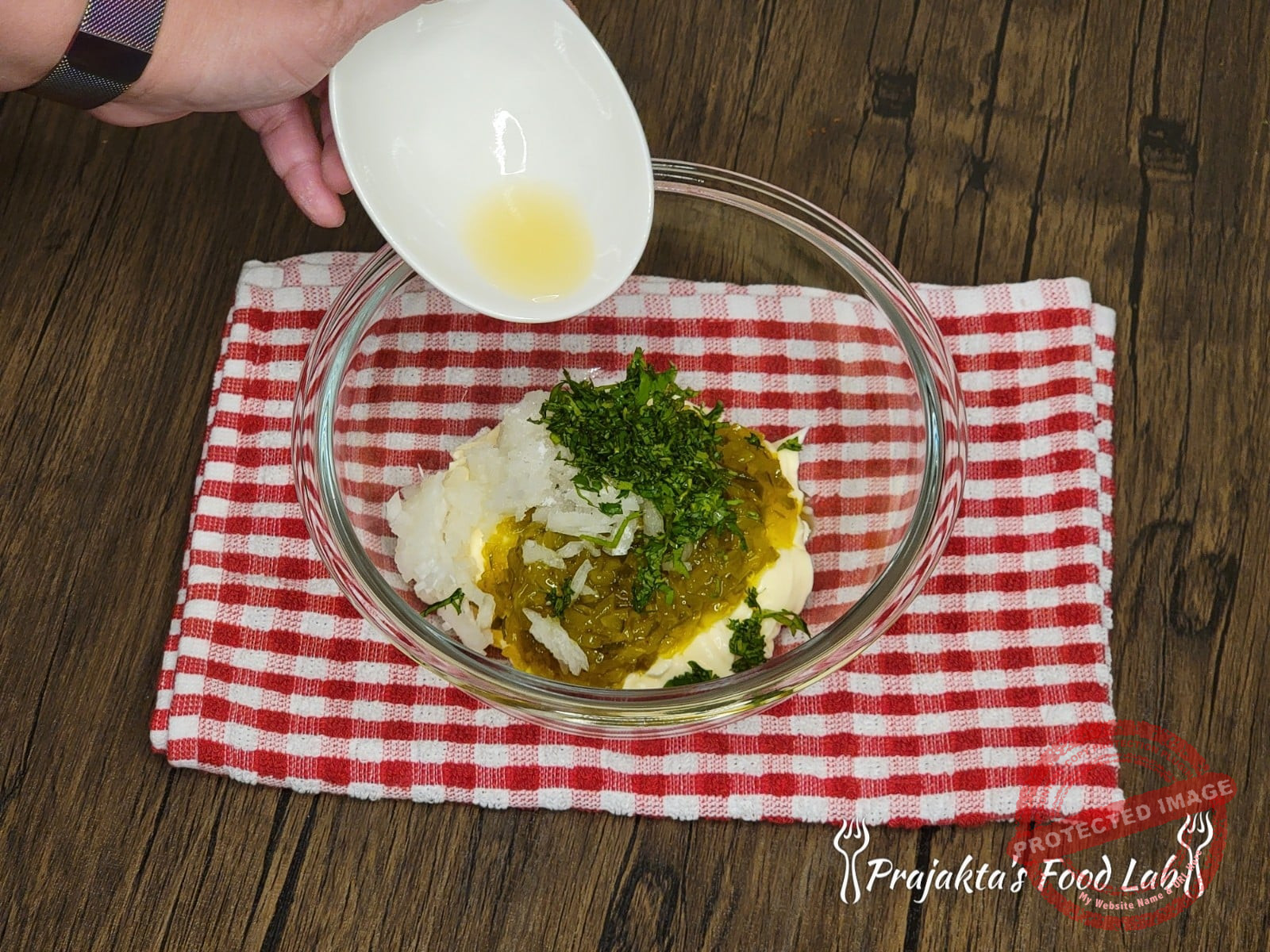 Easy Homemade Tartar Sauce Resizer 16438929963595 Wm