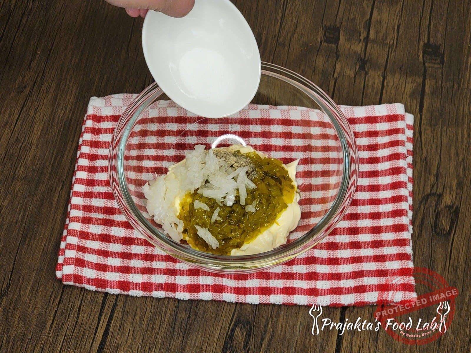 Easy Homemade Tartar Sauce Recipe