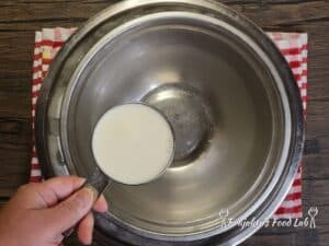 Easy And Low Sweet Whipped Cream Resizer 16452389815003 Wm