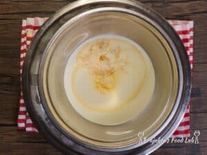 Easy And Low Sweet Whipped Cream Whipped Cream