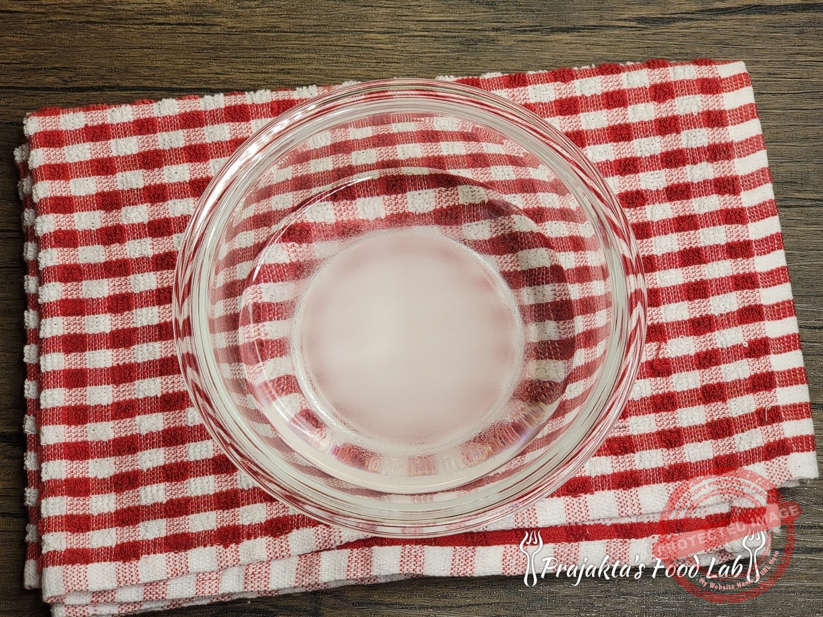 Gulkand Panna Cotta With Mukhwas Jelly Resizer 16472993828559 Wm