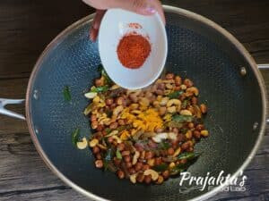 Super Crunchy Cornflakes Chivda Resizer 166515075594727 Wm