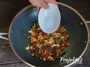 Super Crunchy Cornflakes Chivda Resizer 166515075671235 Wm