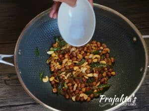 Super Crunchy Cornflakes Chivda Resizer 166515075685637 Wm