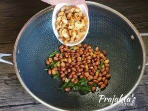Super Crunchy Cornflakes Chivda Resizer 166515075773647 Wm